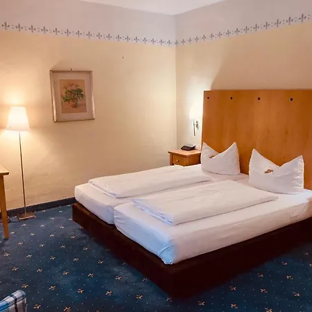 Отель Rosenheimer Hof