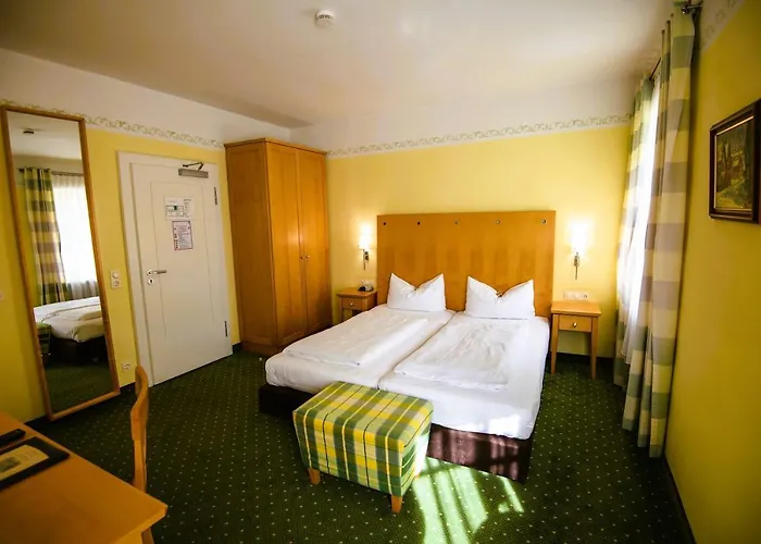 Hotel Rosenheimer Hof 3*