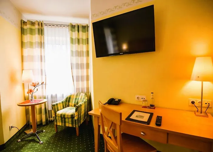 Rosenheimer Hof Hotel 3*