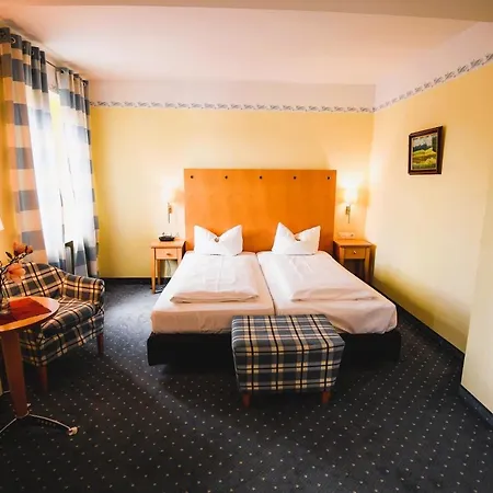 Rosenheimer Hof 3*