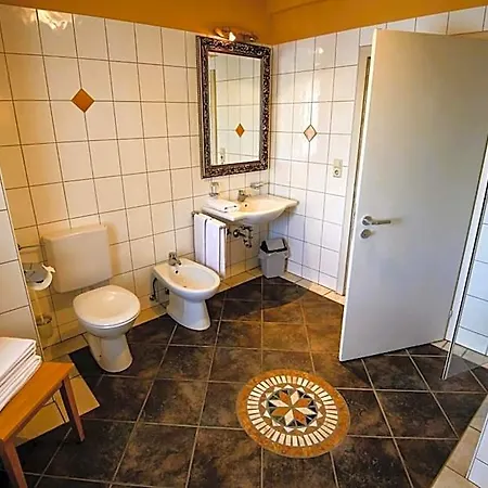 Rosenheimer Hof 3*